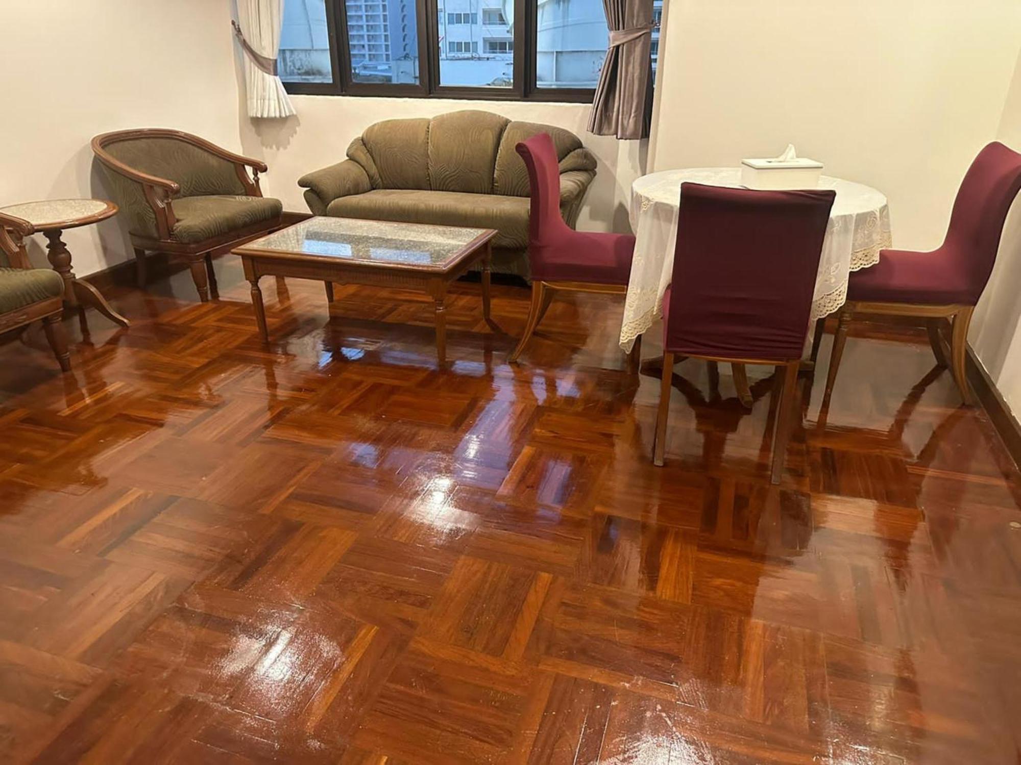 Fully Furnished Omni Tower Apartments Nana - Sukhumvit Soi 4 Bangkok Exterior foto