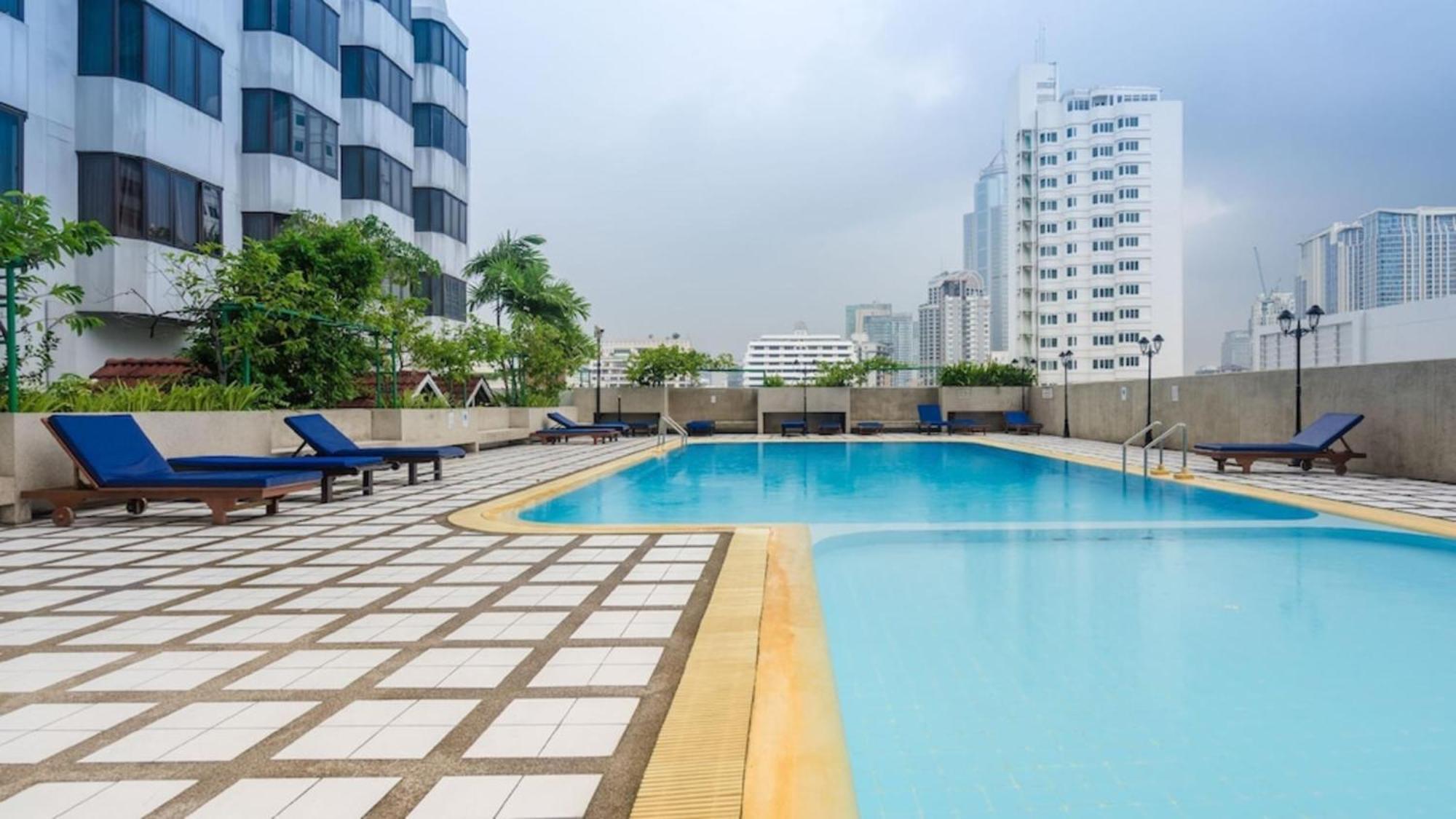 Fully Furnished Omni Tower Apartments Nana - Sukhumvit Soi 4 Bangkok Exterior foto