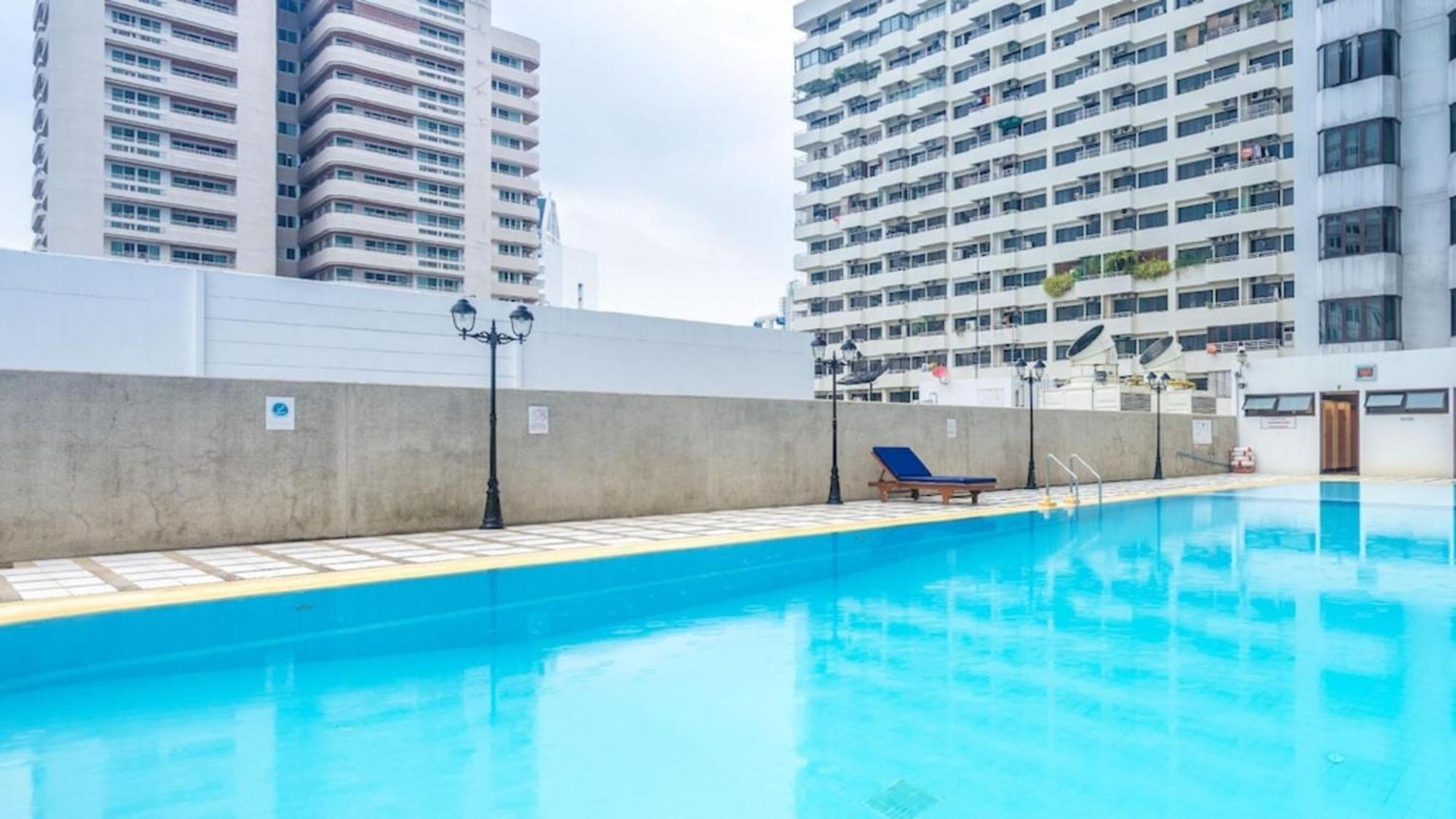 Fully Furnished Omni Tower Apartments Nana - Sukhumvit Soi 4 Bangkok Exterior foto
