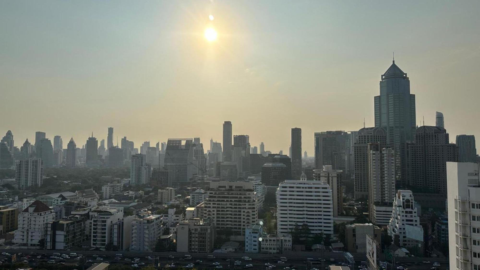 Fully Furnished Omni Tower Apartments Nana - Sukhumvit Soi 4 Bangkok Exterior foto