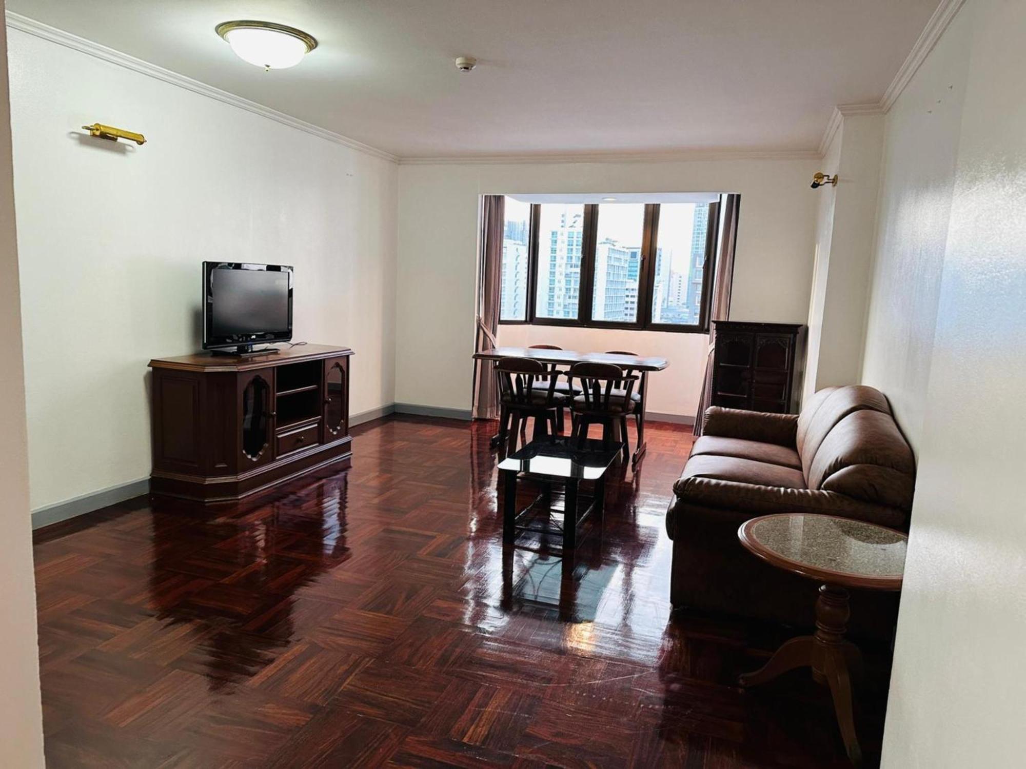 Fully Furnished Omni Tower Apartments Nana - Sukhumvit Soi 4 Bangkok Exterior foto