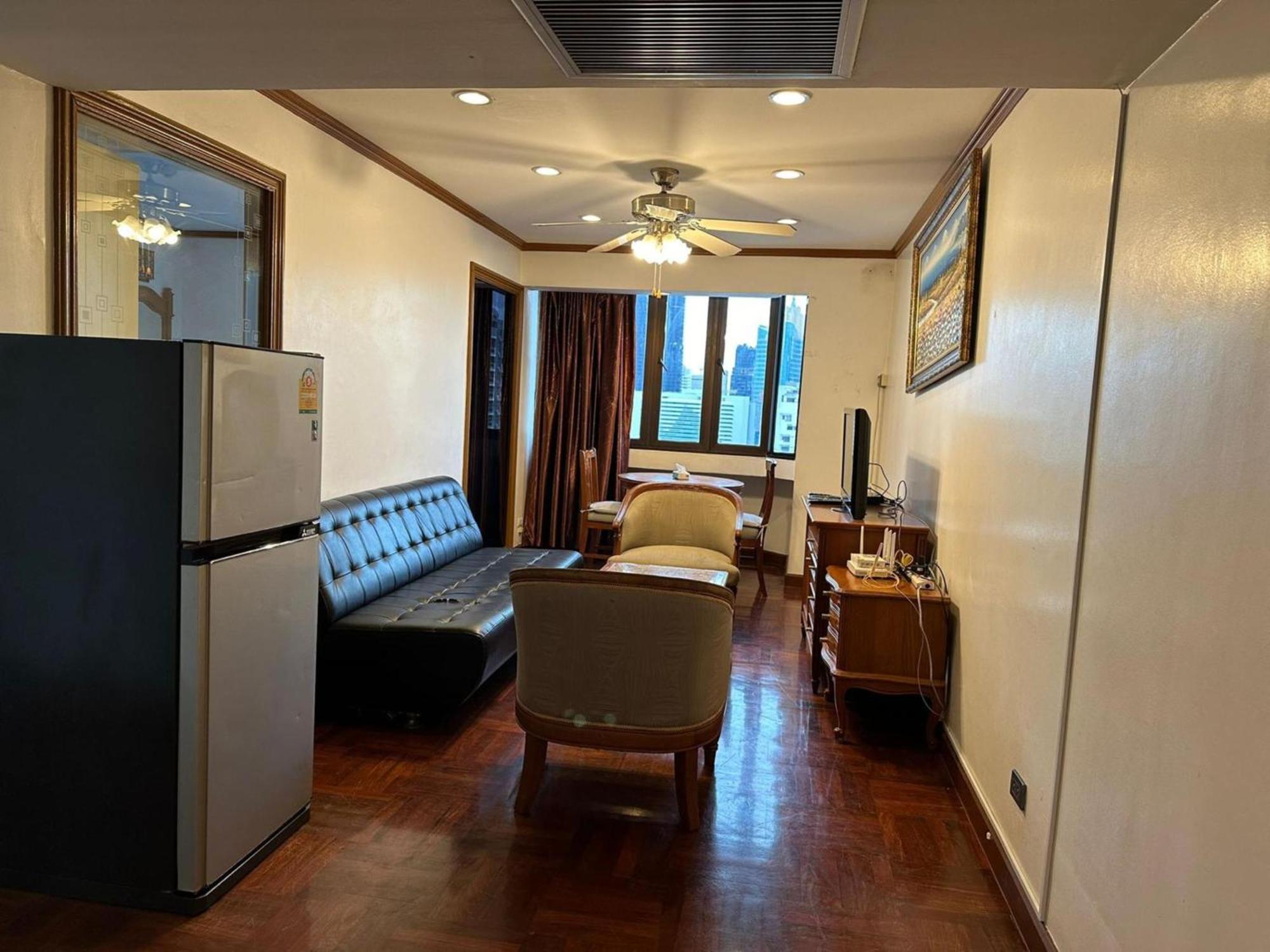 Fully Furnished Omni Tower Apartments Nana - Sukhumvit Soi 4 Bangkok Exterior foto