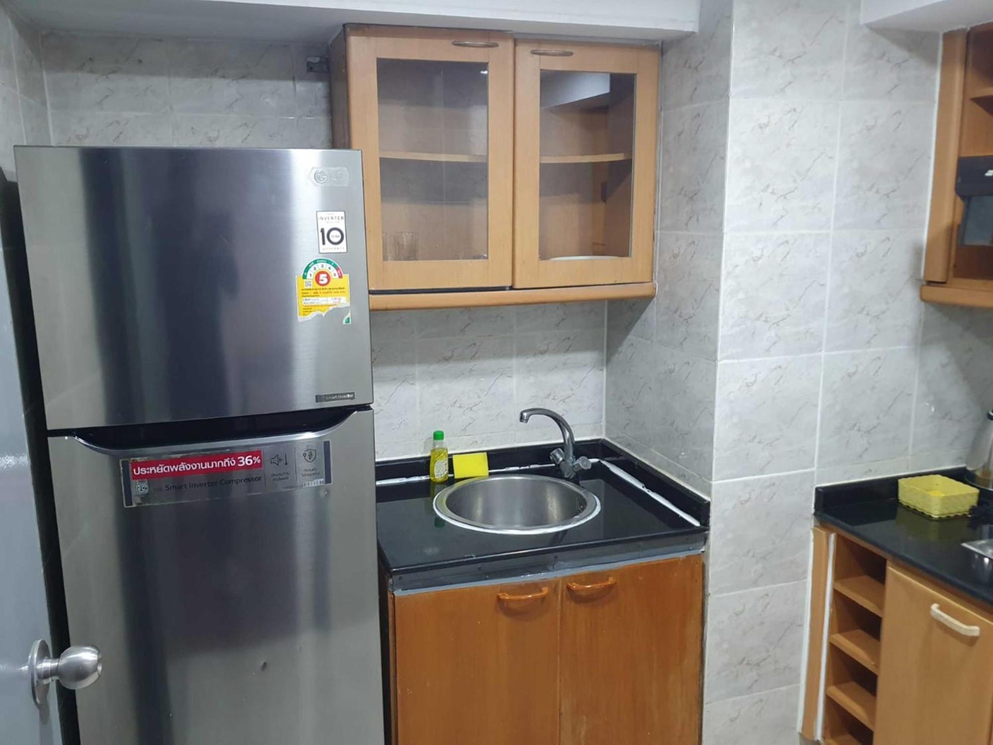 Fully Furnished Omni Tower Apartments Nana - Sukhumvit Soi 4 Bangkok Exterior foto