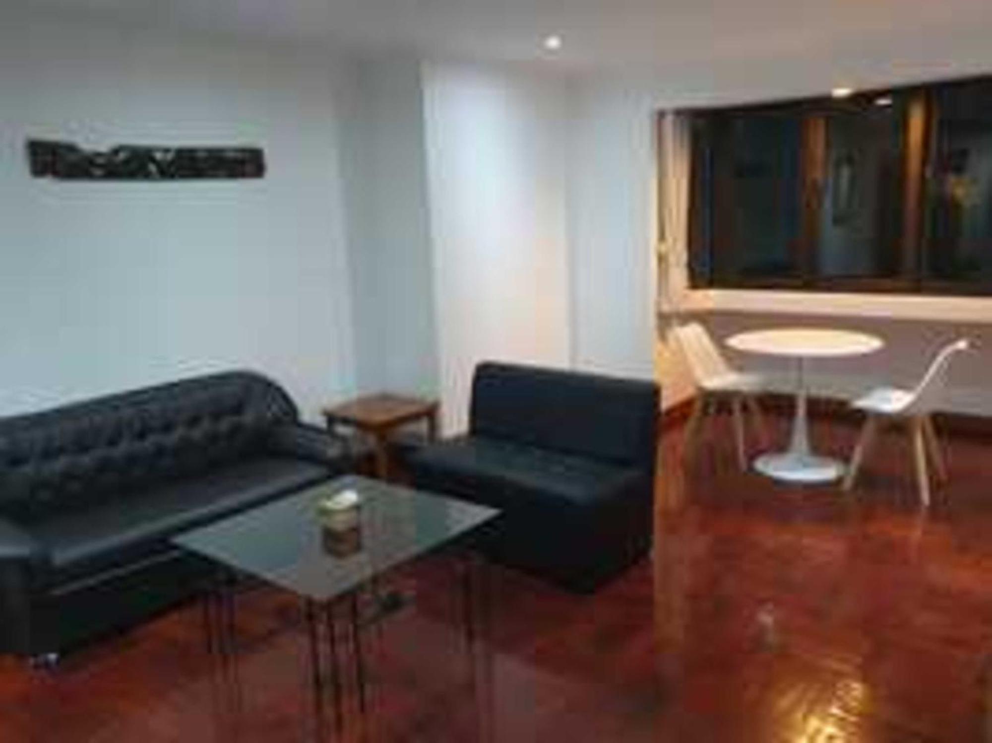 Fully Furnished Omni Tower Apartments Nana - Sukhumvit Soi 4 Bangkok Exterior foto